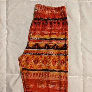 Super Soft Hot Kiss Aztec Leggings